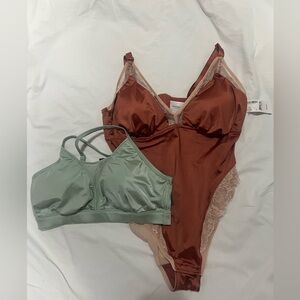Ashley Graham lingerie  Set in Rust and Sage